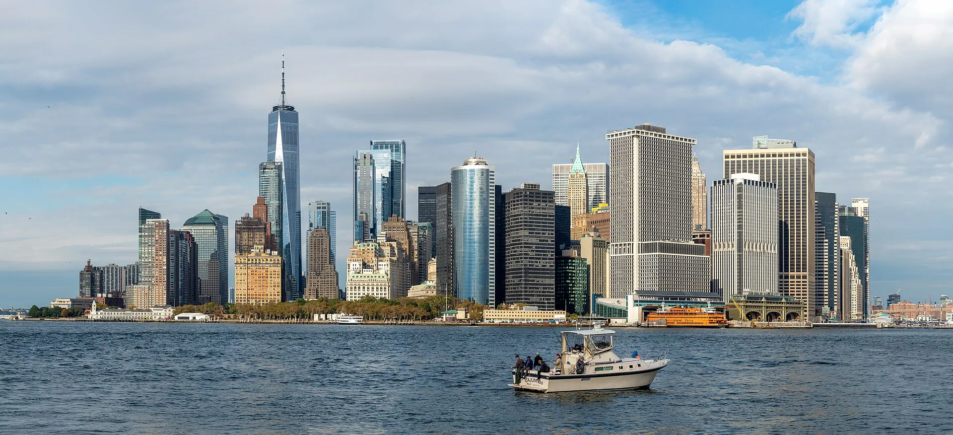 Lower Manhattan skyline seen across the East River from Brooklyn